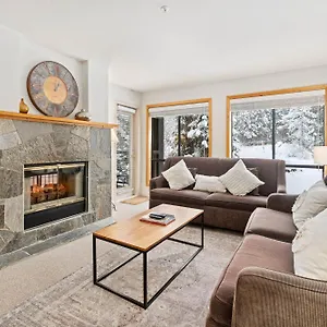 Apartment Powderhorn By Premier, Whistler